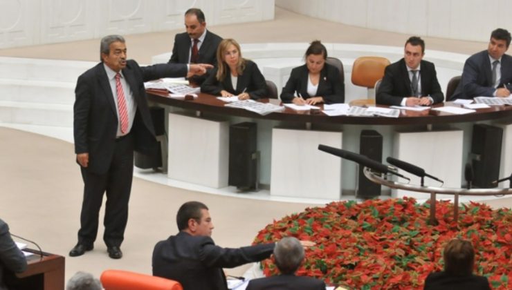 Siyasetin renkli ismi Kamer Genç anılıyor