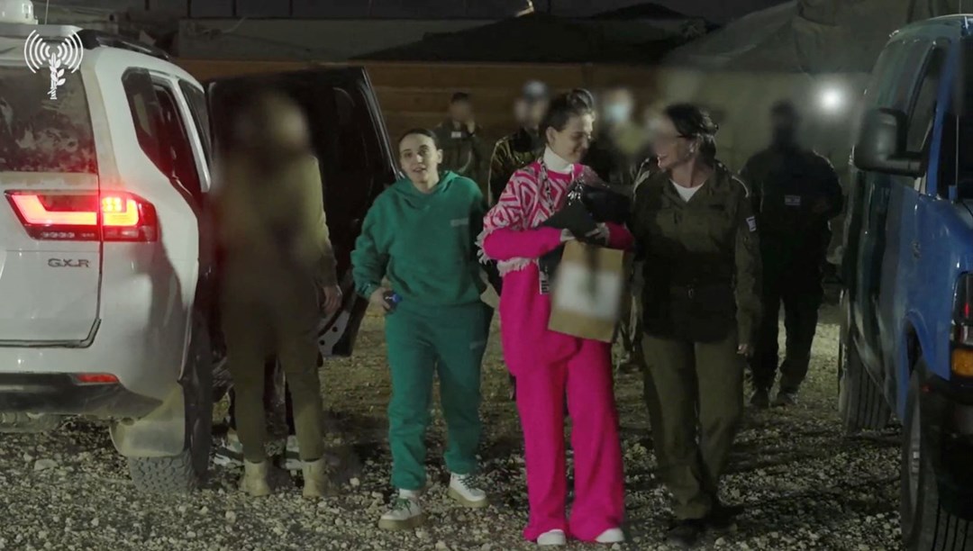 Gazze’de ikinci esir takası bugün: Kızılhaç araçları yola çıktı