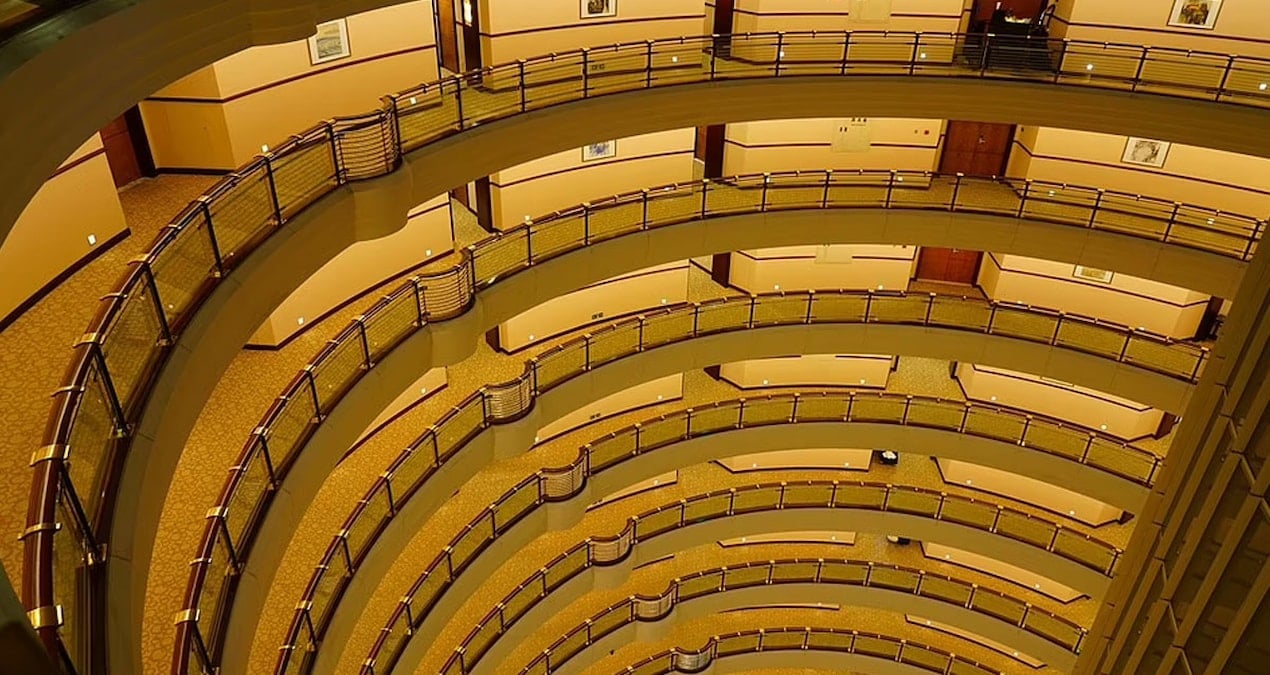 Bu otelin videolarını izleyenler gitmekten vazgeçiyor