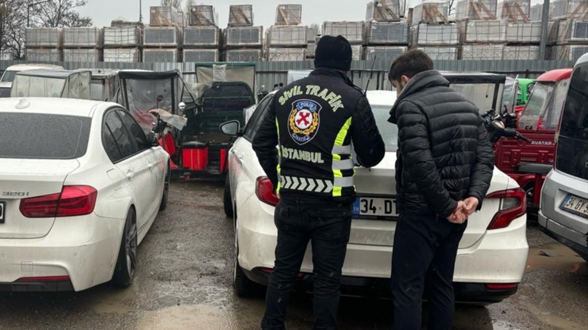 İstanbul’da ikinci kez drift atan sürücünün ehliyeti iptal edildi